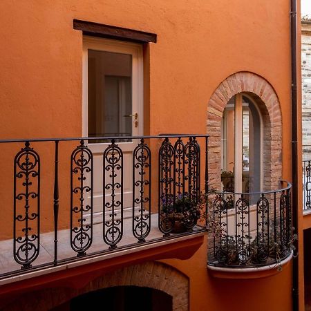 サン・セヴェリーノ・マルケ Il Cortile Segreto Bed & Breakfast エクステリア 写真