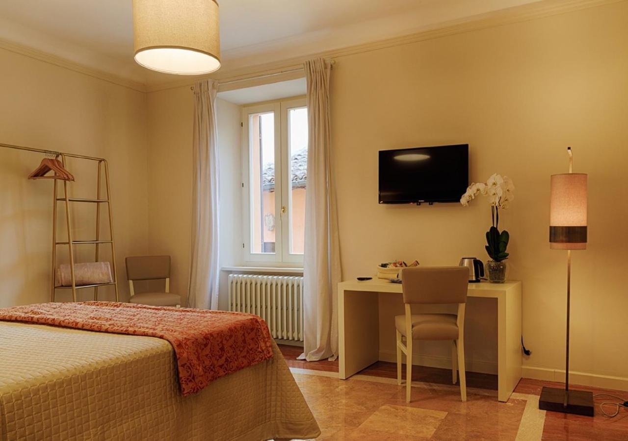 サン・セヴェリーノ・マルケ Il Cortile Segreto Bed & Breakfast エクステリア 写真
