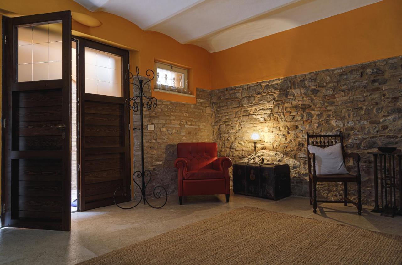 サン・セヴェリーノ・マルケ Il Cortile Segreto Bed & Breakfast エクステリア 写真